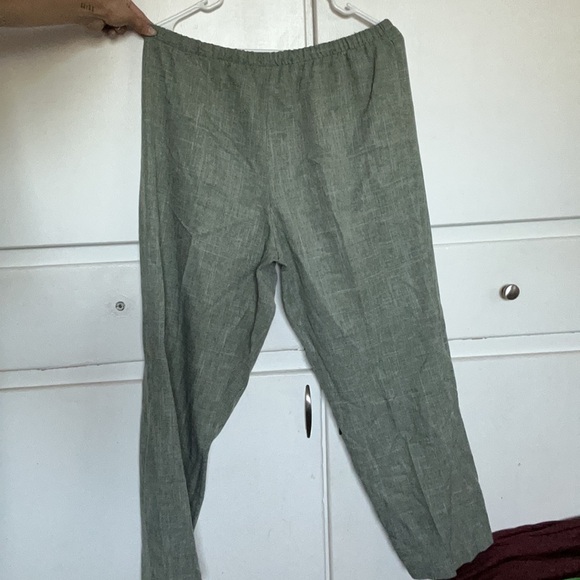 A SET! Green Vintage button up TOP AND BOTTOMS FOR SALE - Picture 6 of 8